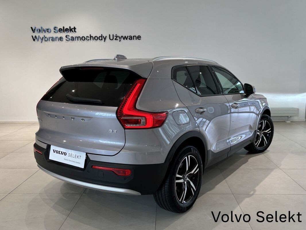 Volvo XC 40 - zdjęcie 23