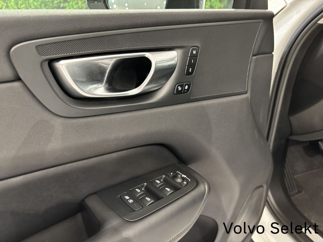 Volvo XC 60 - zdjęcie 2