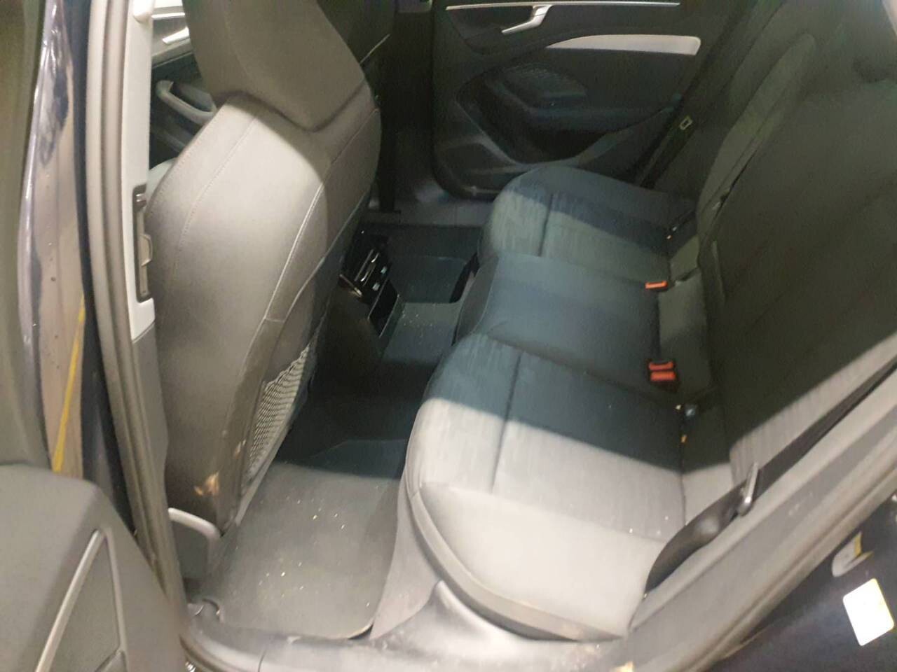 Audi A6 Limousine - zdjęcie 9
