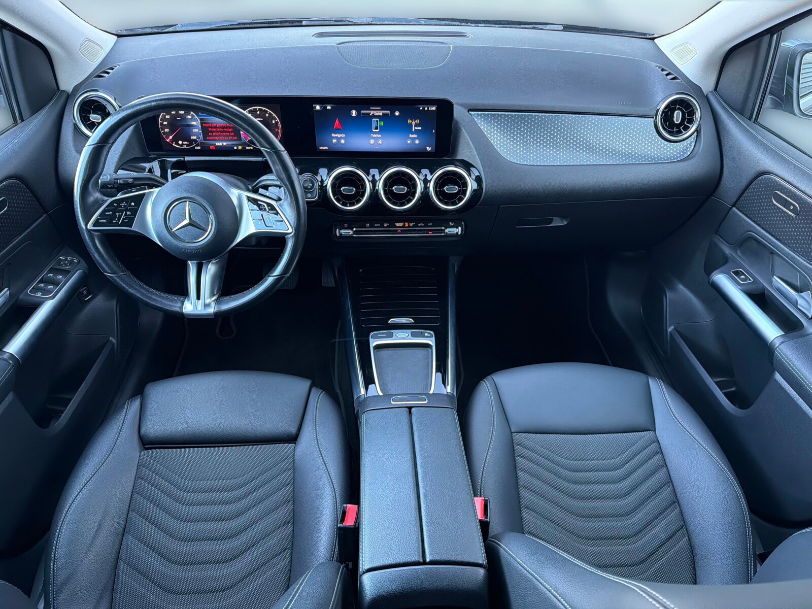 Mercedes-Benz B 200 - zdjęcie 21