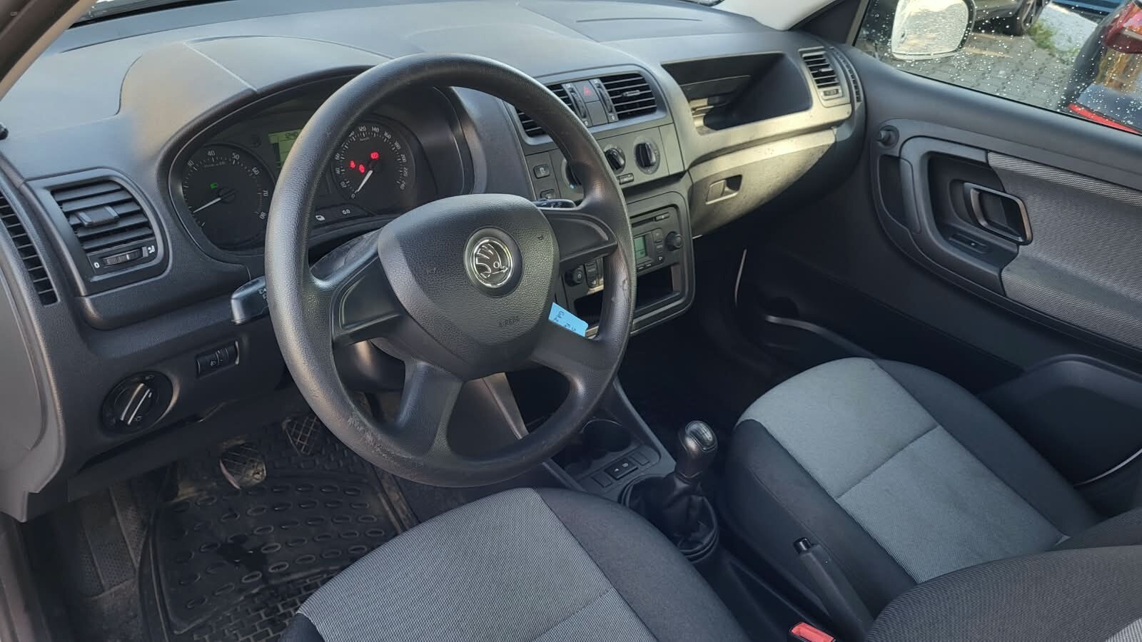 Škoda Fabia - zdjęcie 9