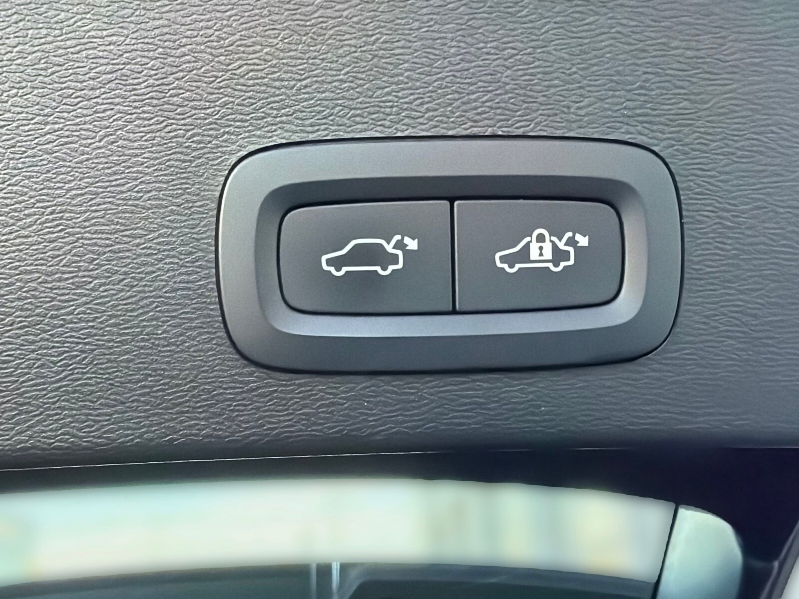 Volvo XC 40 - zdjęcie 34