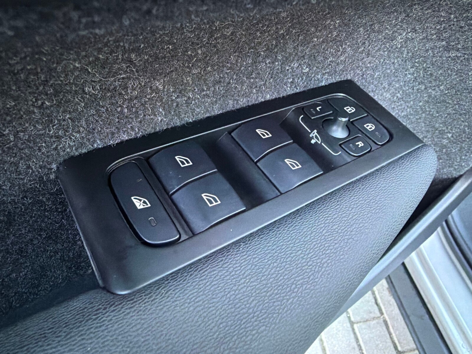 Volvo XC 40 - zdjęcie 19