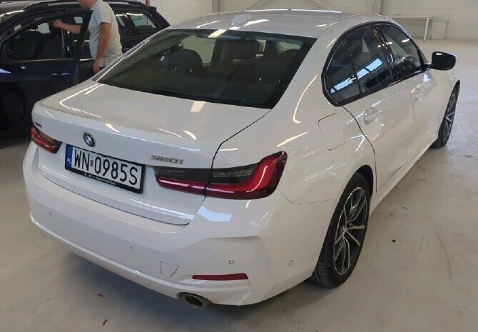 BMW 320 - zdjęcie 4