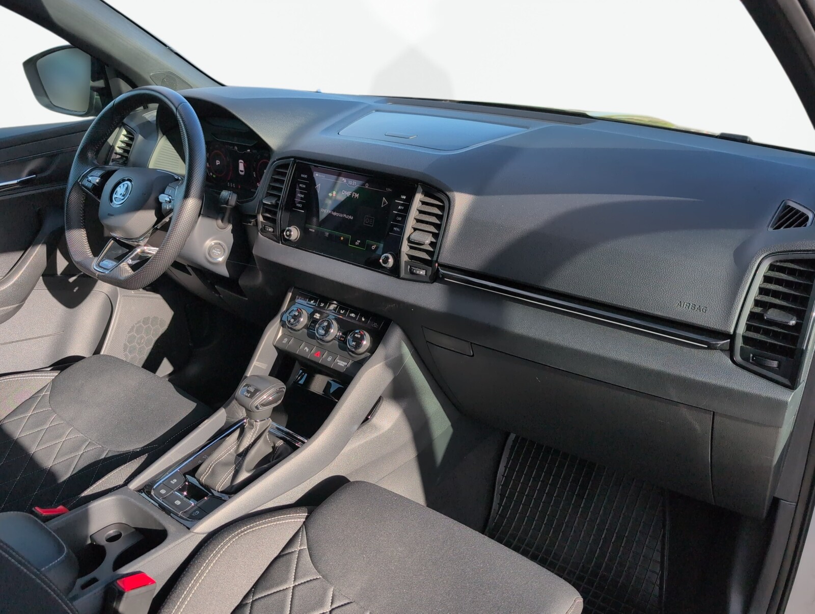 Škoda Karoq - zdjęcie 16