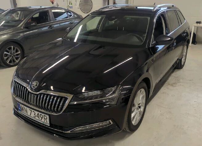 Škoda Superb Combi - zdjęcie 1