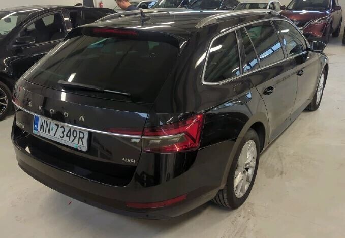 Škoda Superb Combi - zdjęcie 3