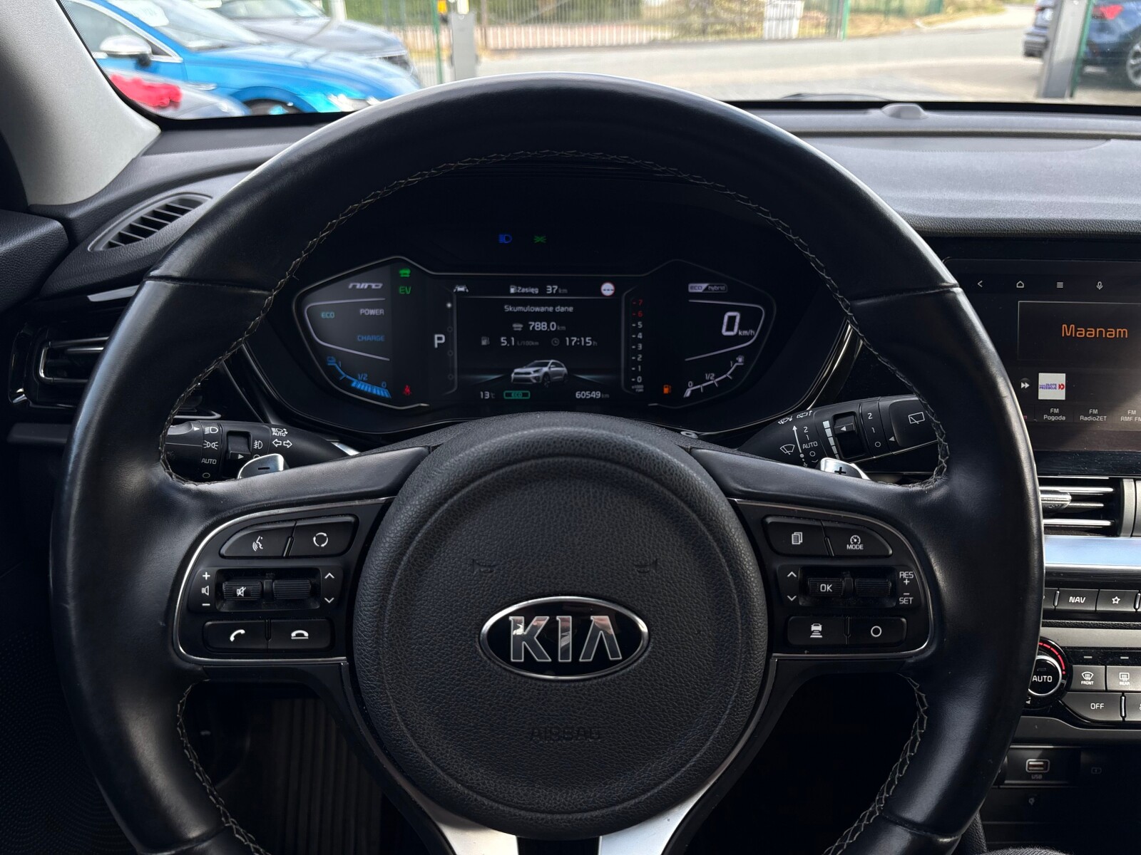 Kia Niro - zdjęcie 19