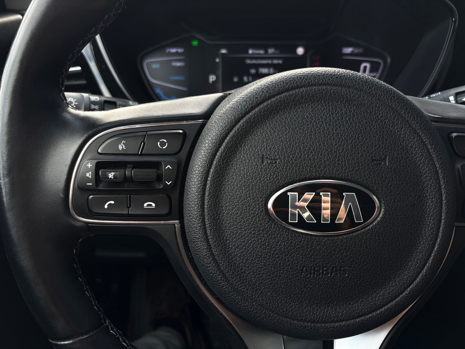 Kia Niro - zdjęcie 16
