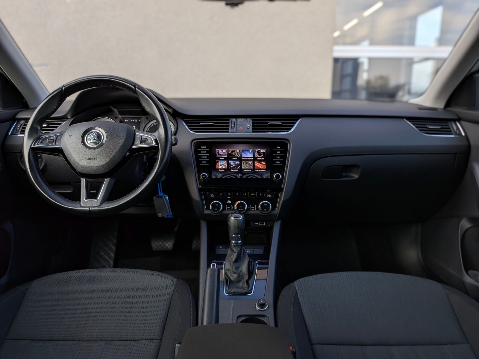 Škoda Octavia Combi - zdjęcie 12