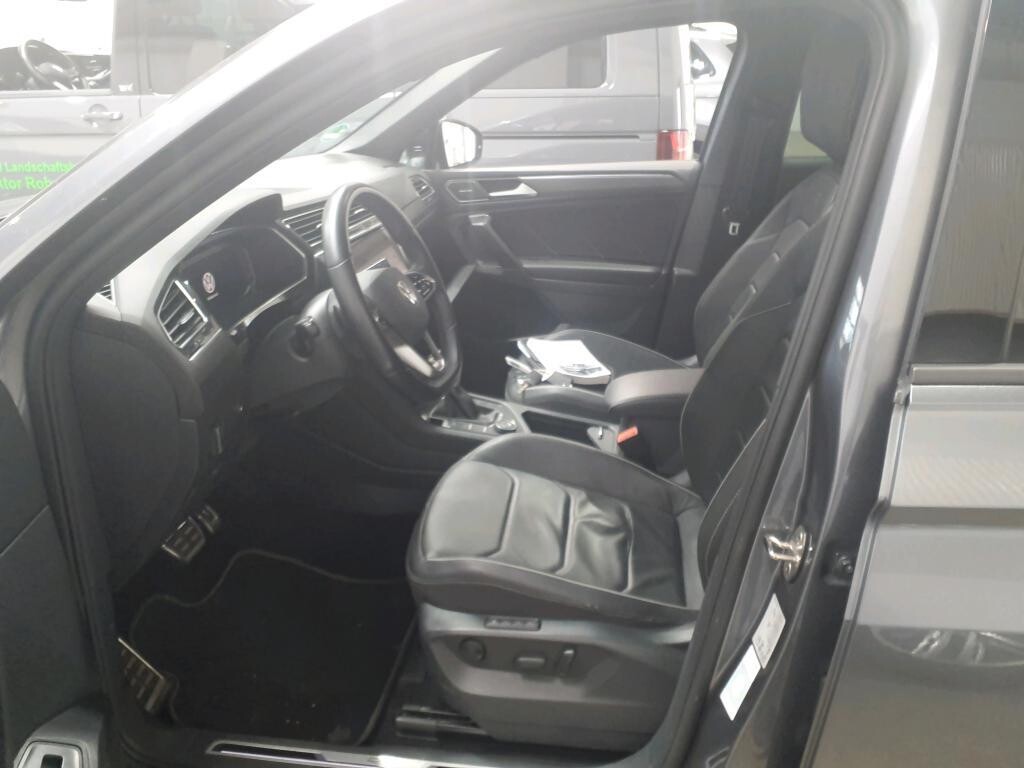 Volkswagen Tiguan Allspace - zdjęcie 6