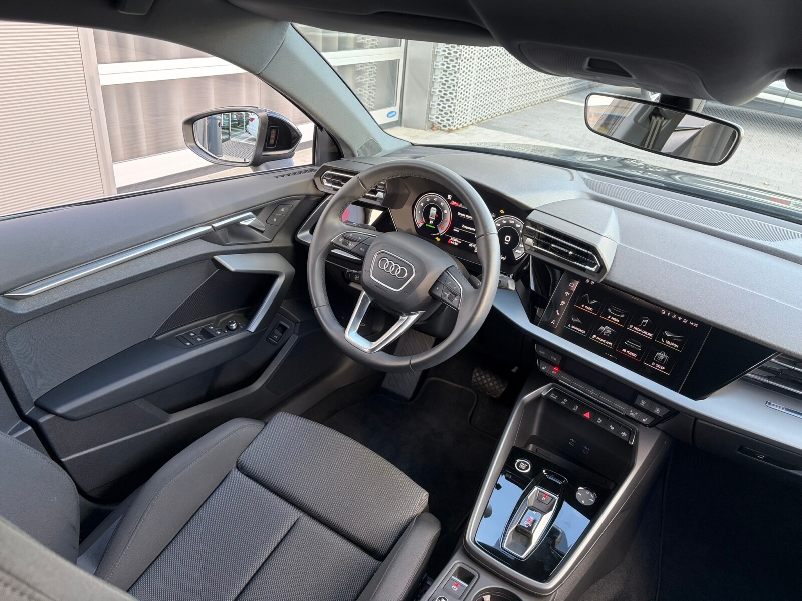 Audi A3 Limousine - zdjęcie 18