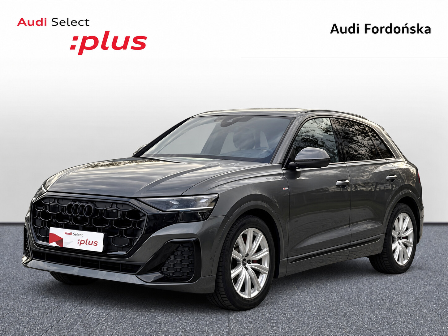 Audi Q8 - zdjęcie 1