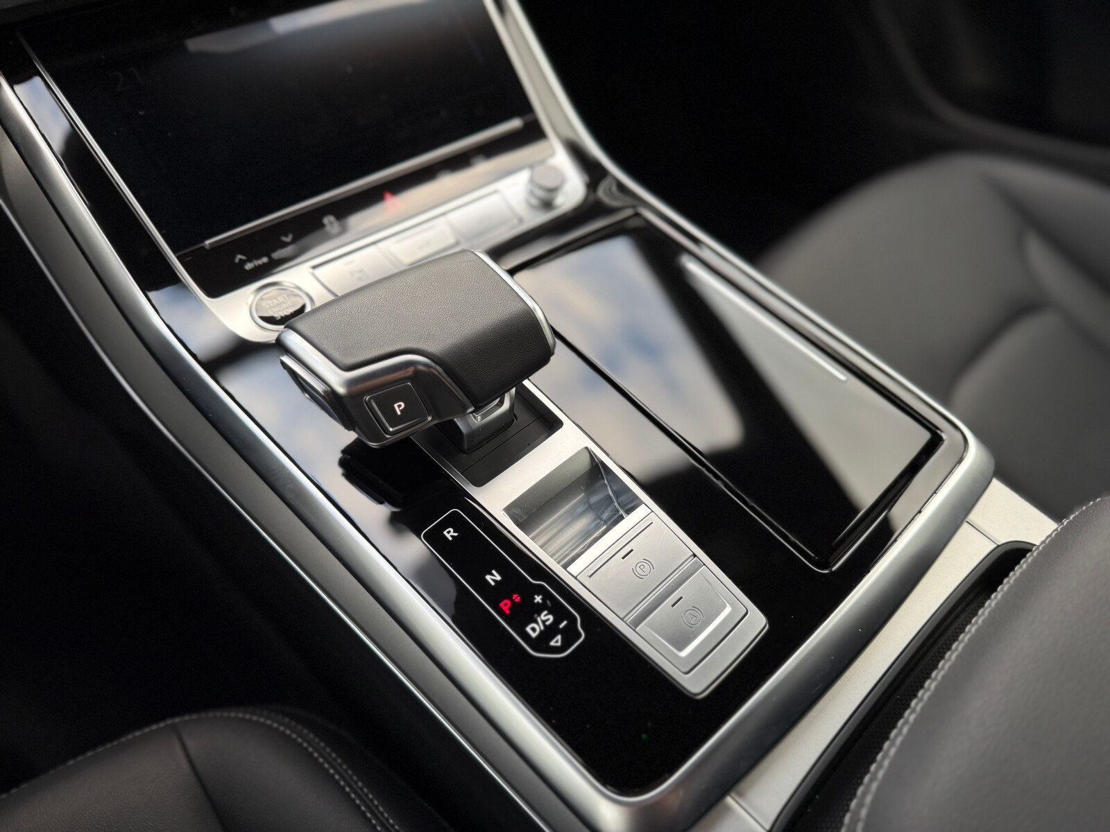 Audi Q8 - zdjęcie 24