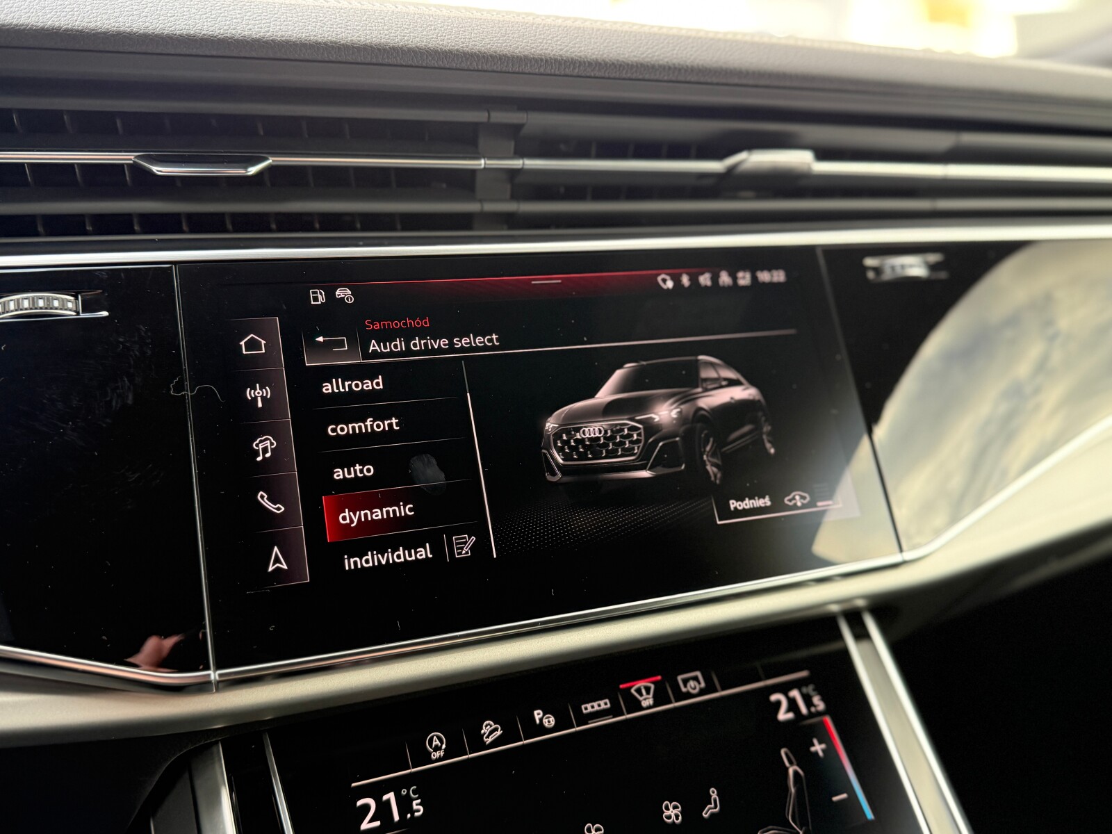 Audi Q8 - zdjęcie 33