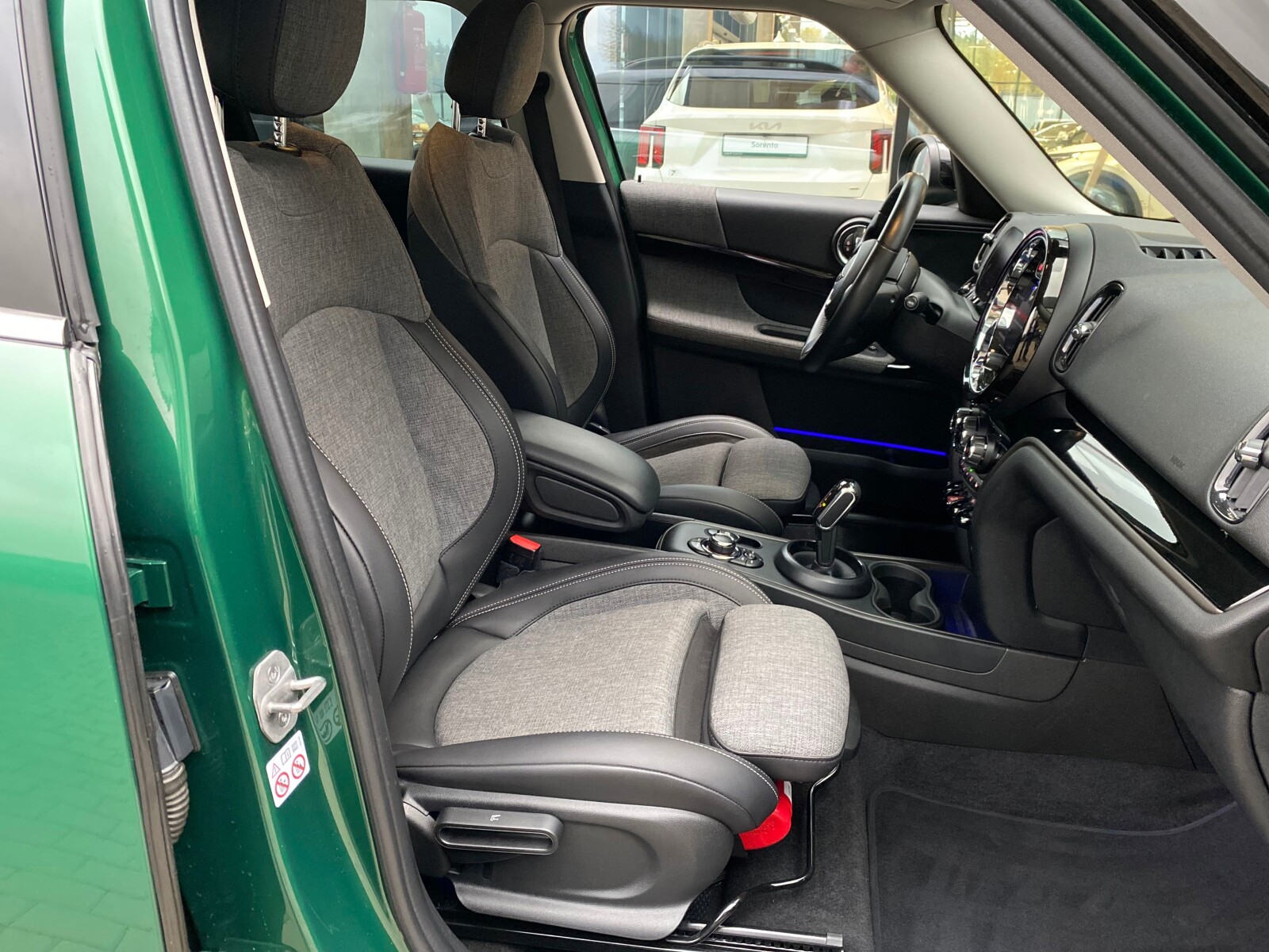 MINI Countryman - zdjęcie 14