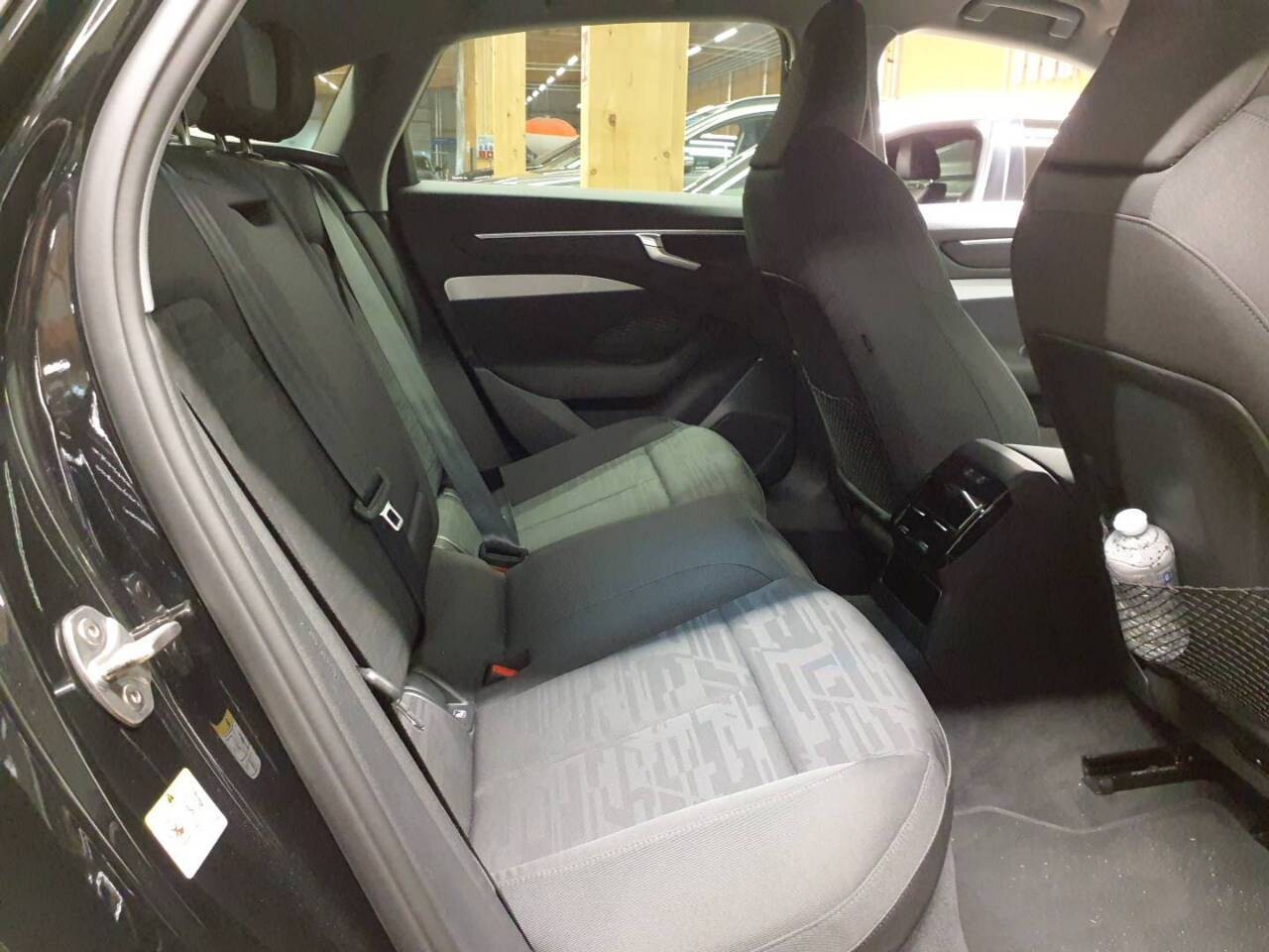 Audi A6 Limousine - zdjęcie 7