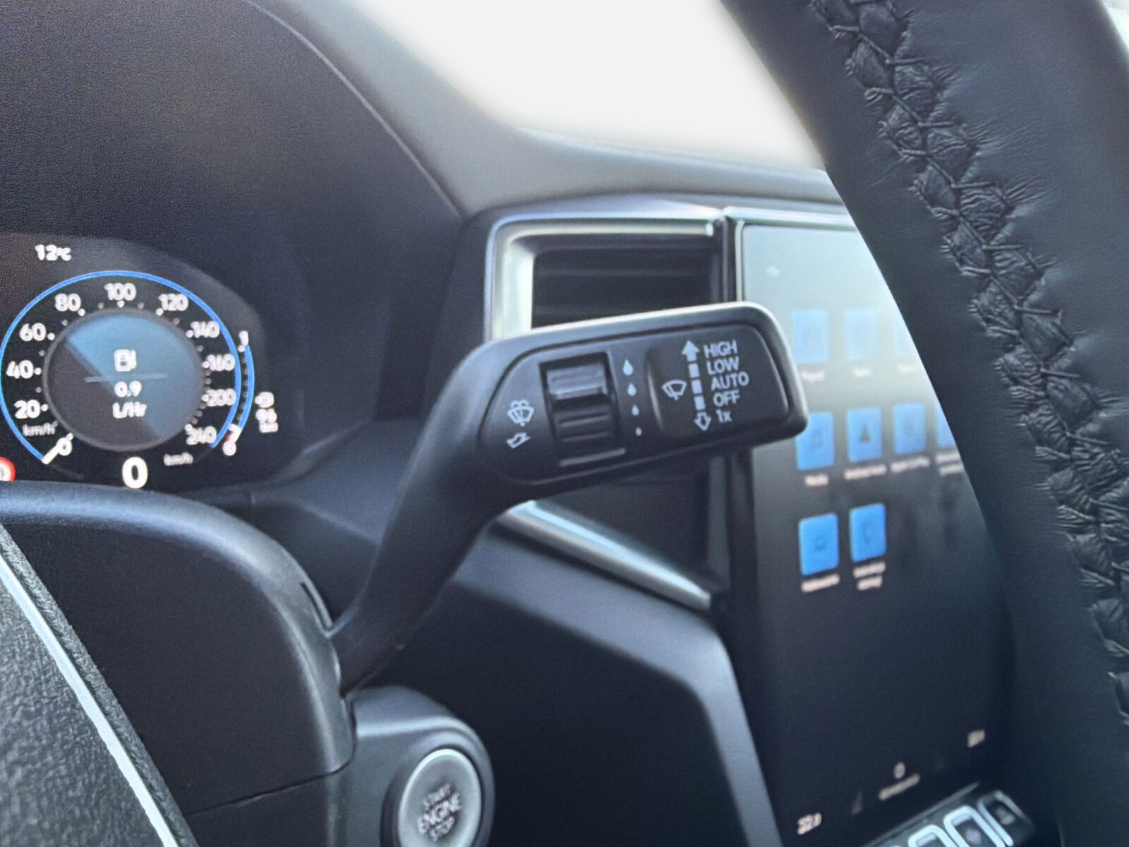 Volkswagen Amarok - zdjęcie 37