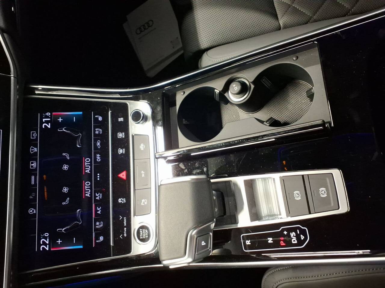 Audi A8 - zdjęcie 8