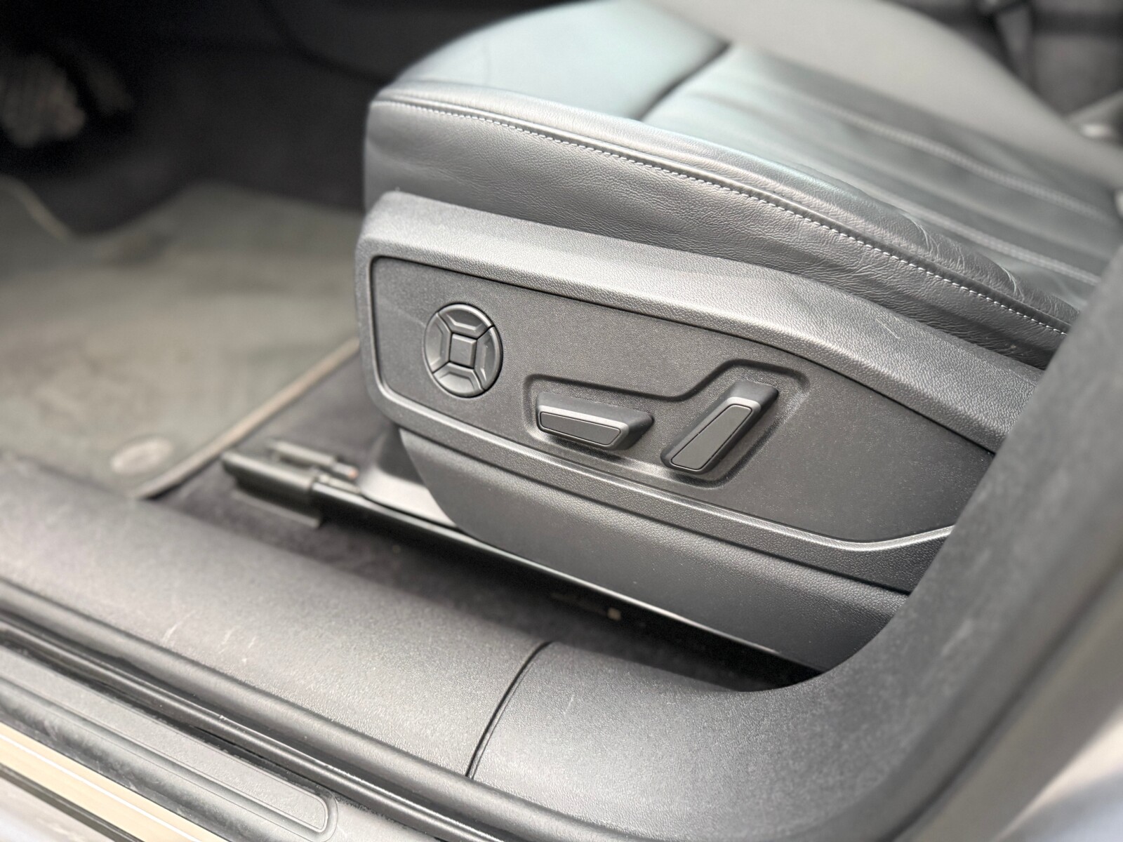 Audi Q5 - zdjęcie 20