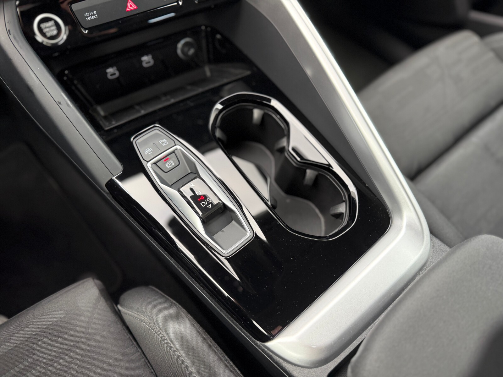Audi Q5 - zdjęcie 24