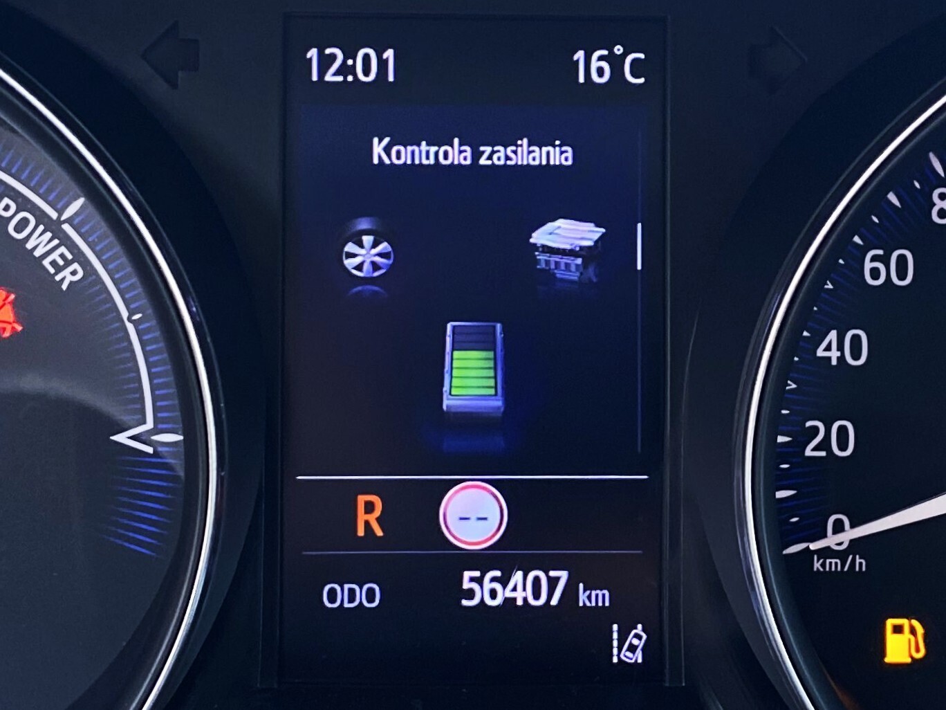 Toyota C-HR - zdjęcie 23