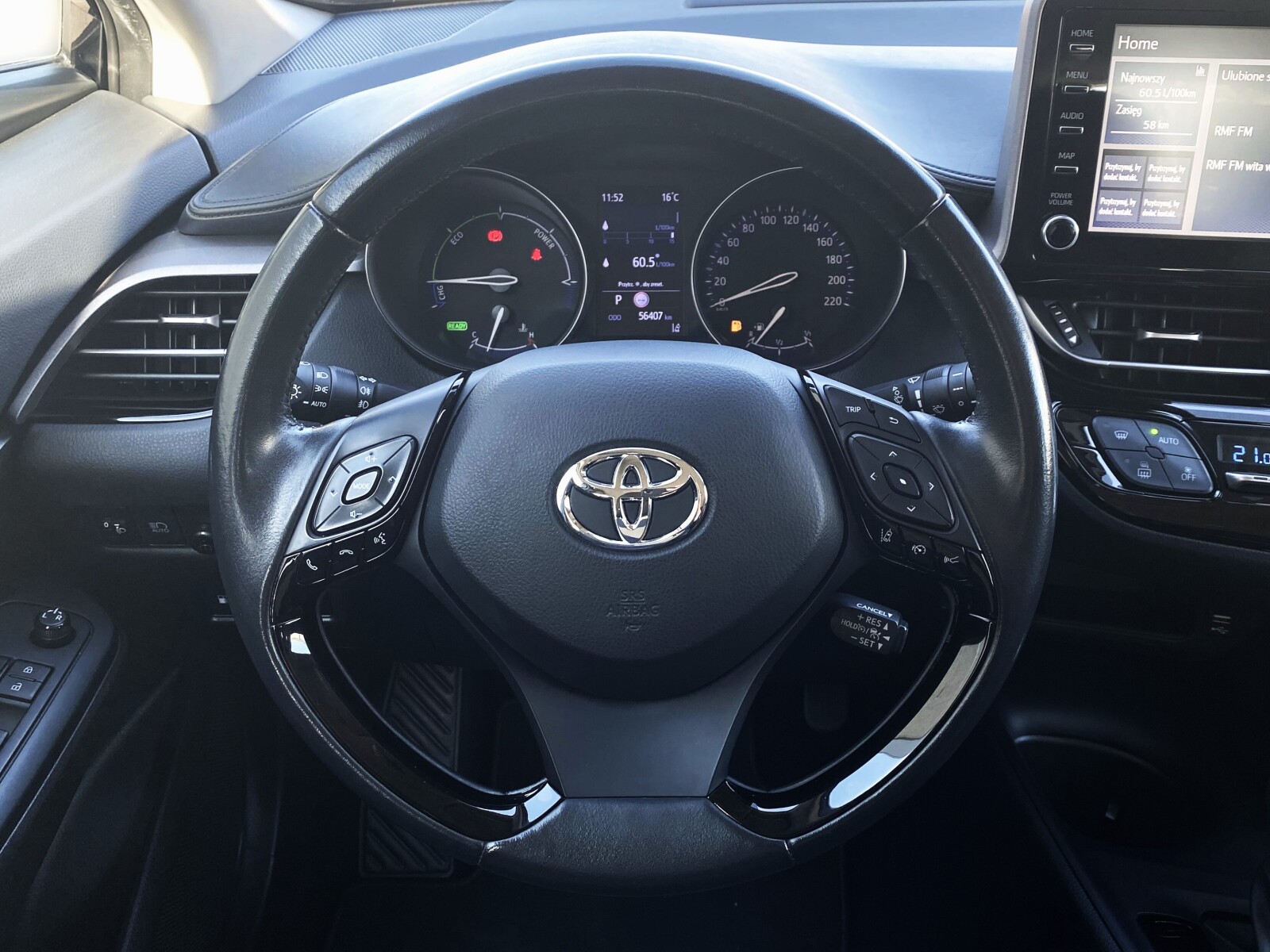 Toyota C-HR - zdjęcie 17