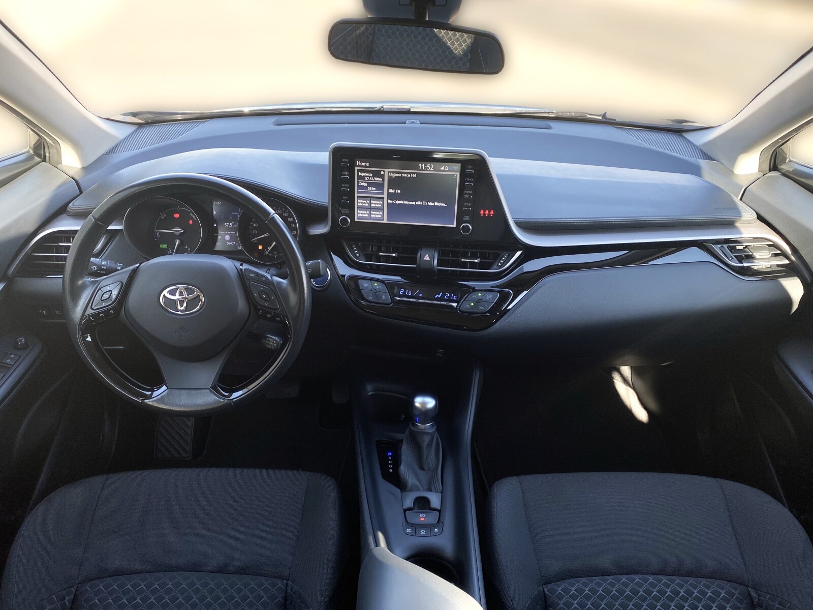 Toyota C-HR - zdjęcie 10