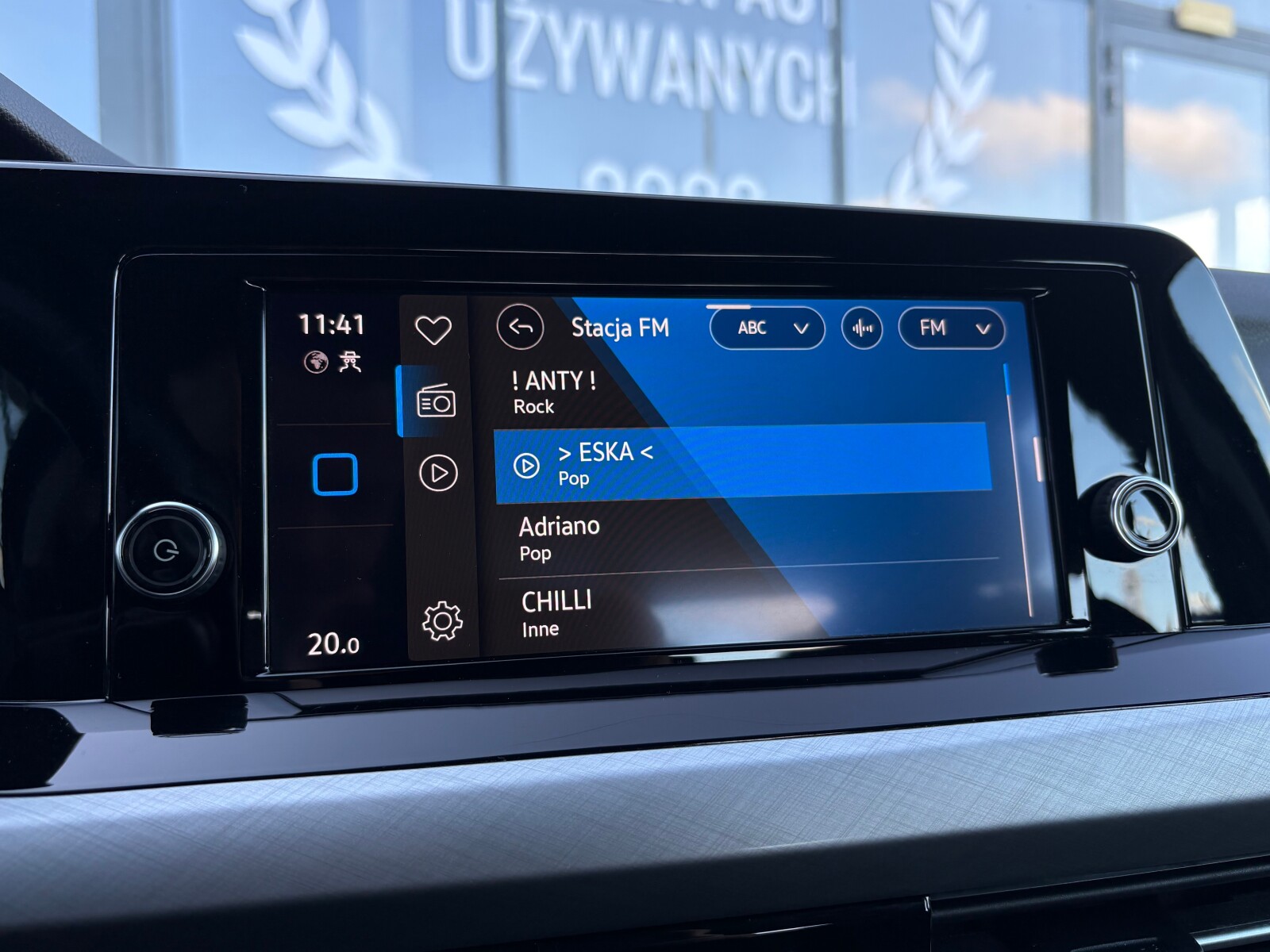 Volkswagen Golf - zdjęcie 28
