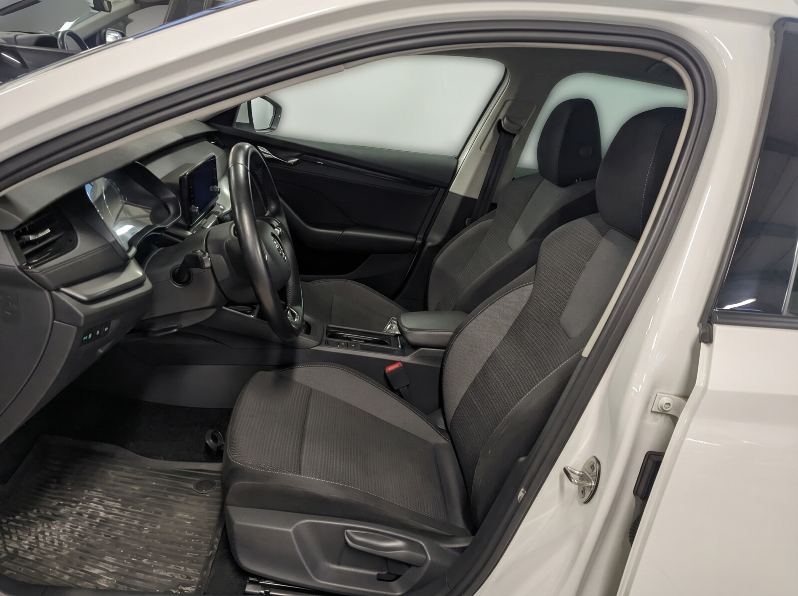 Škoda Octavia Combi - zdjęcie 3