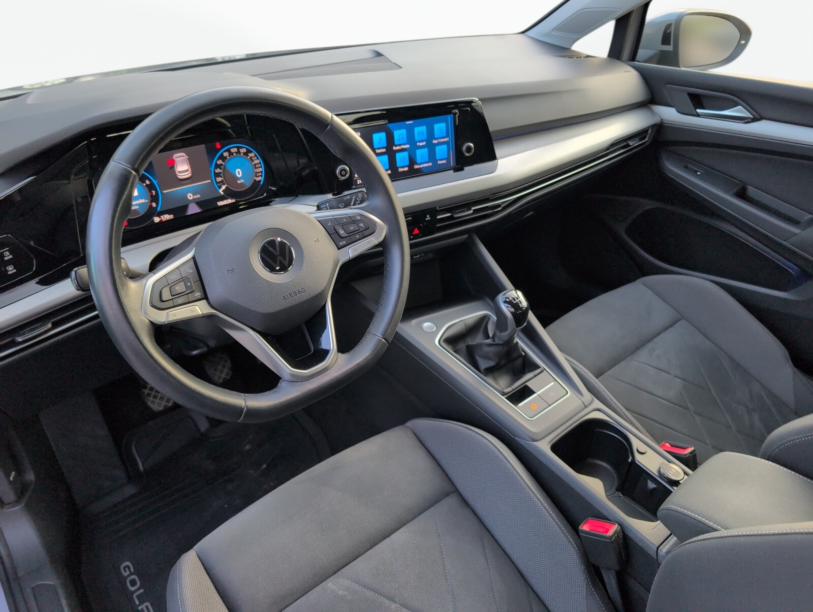 Volkswagen Golf - zdjęcie 17
