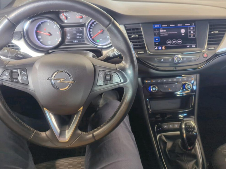 Opel Astra - zdjęcie 5