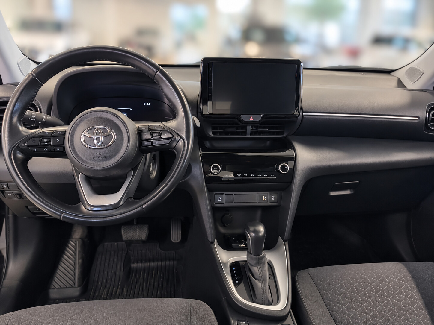 Toyota Yaris Cross - zdjęcie 2