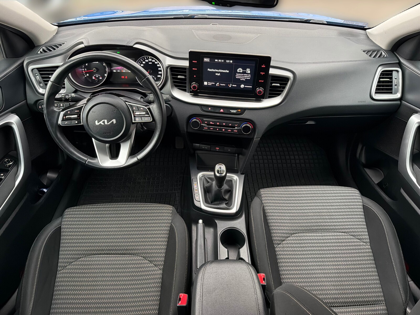 Kia Ceed - zdjęcie 19