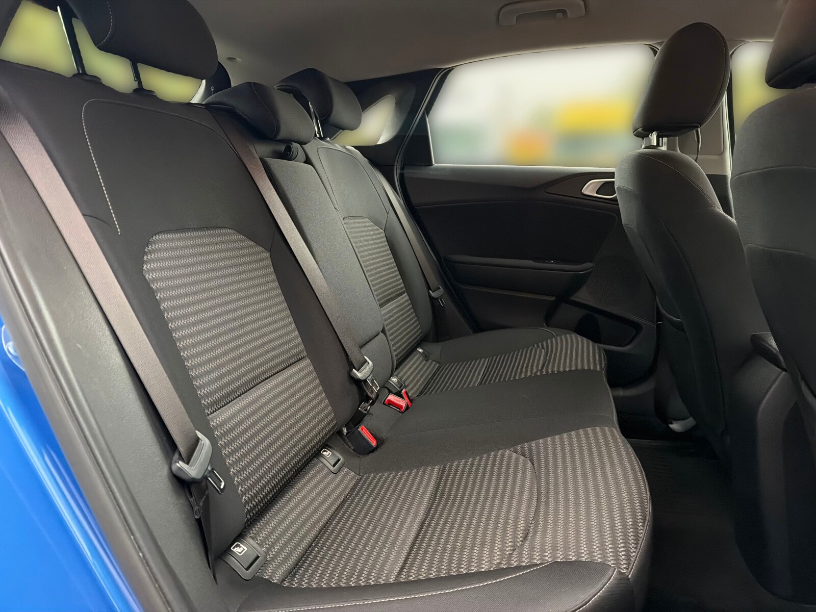 Kia Ceed - zdjęcie 15