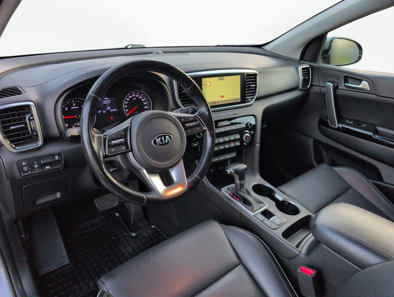 Kia Sportage - zdjęcie 19