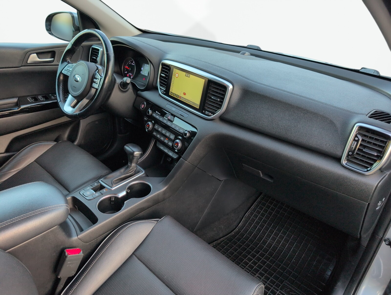 Kia Sportage - zdjęcie 16