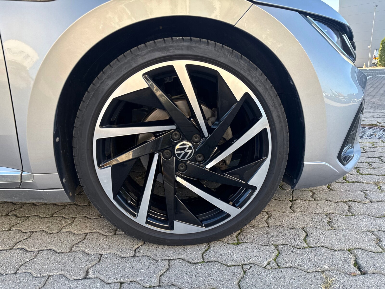 Volkswagen Arteon - zdjęcie 39