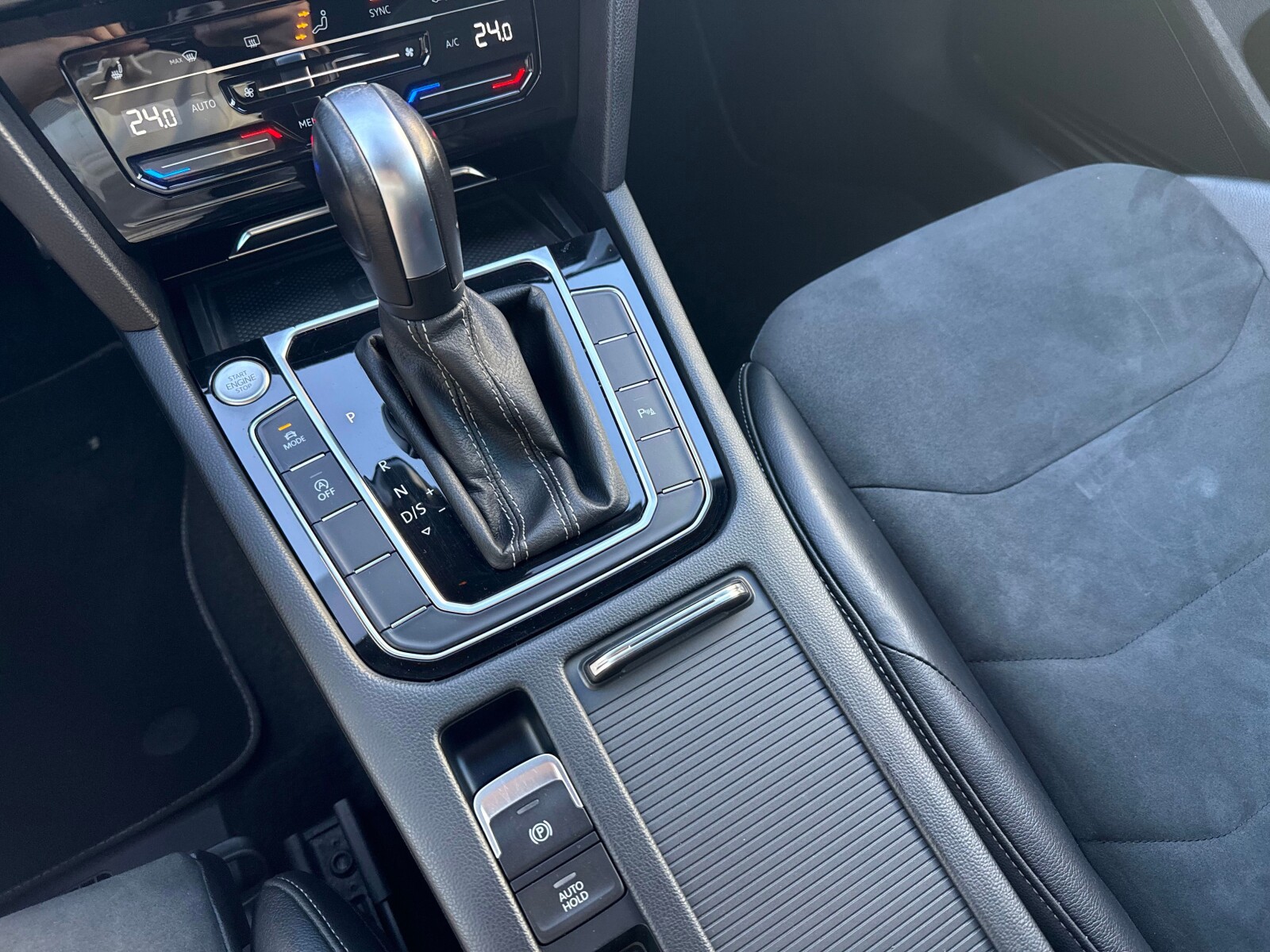 Volkswagen Arteon - zdjęcie 20