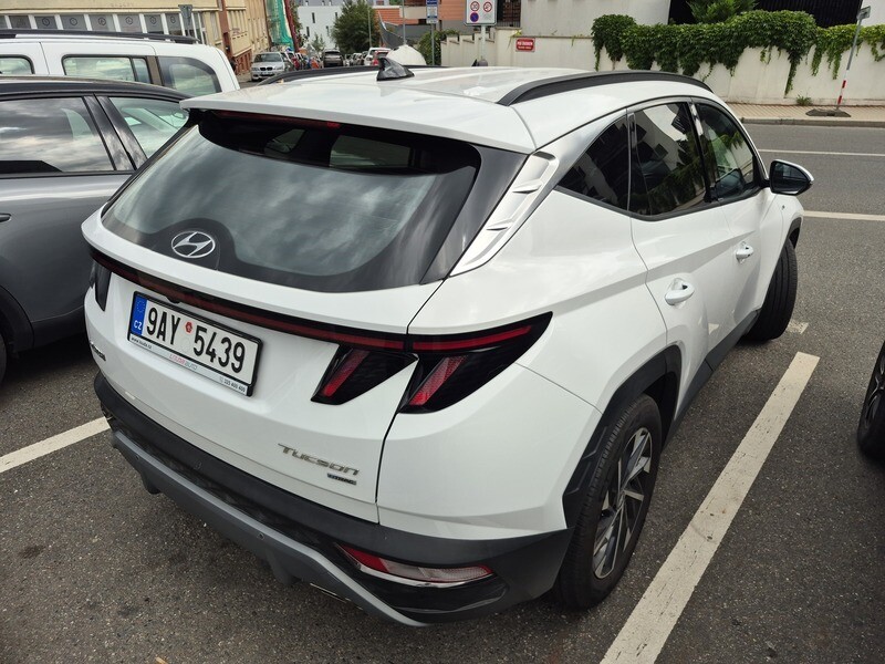 Hyundai Tucson - zdjęcie 2