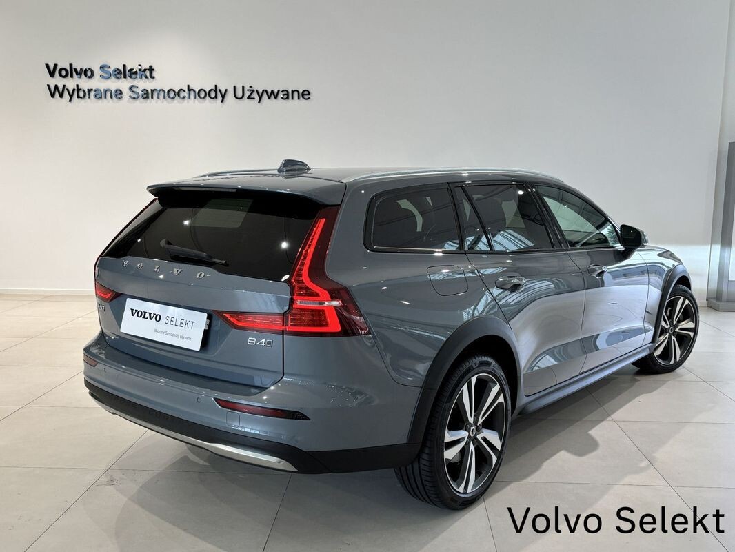 Volvo V60 Cross Country - zdjęcie 27