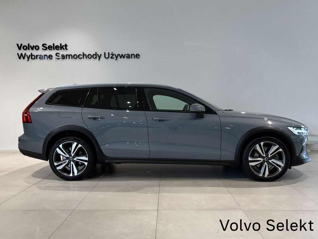 Volvo V60 Cross Country - zdjęcie 28