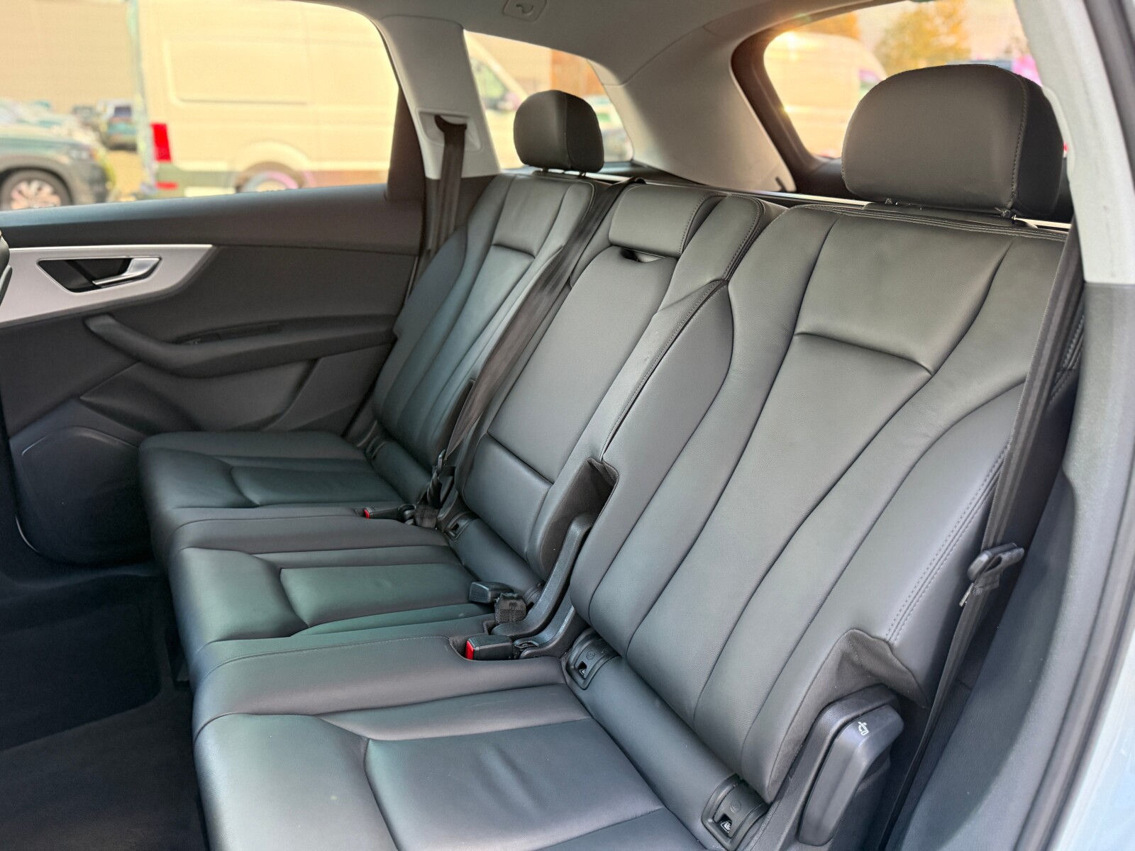 Audi Q7 - zdjęcie 12