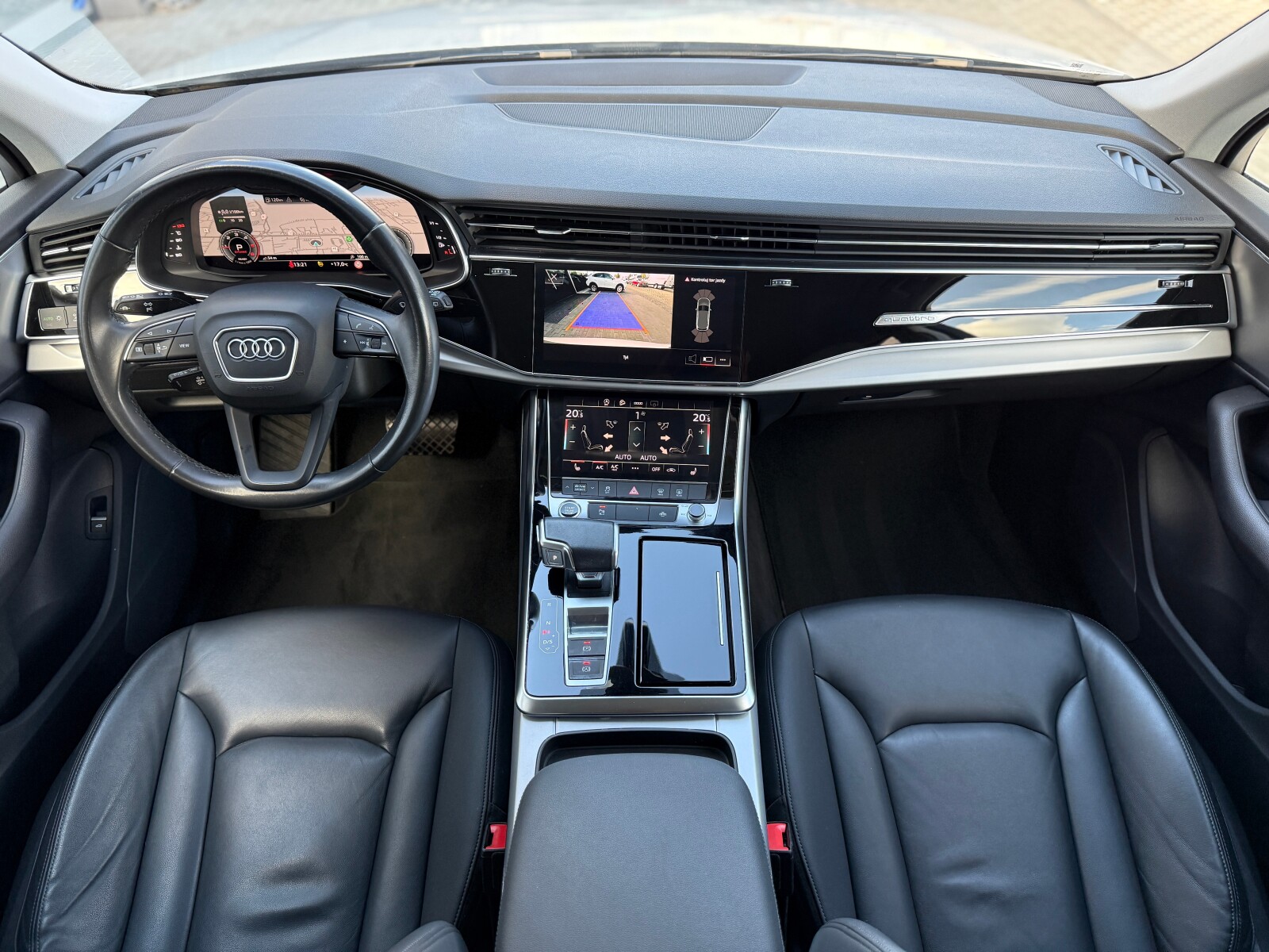 Audi Q7 - zdjęcie 14