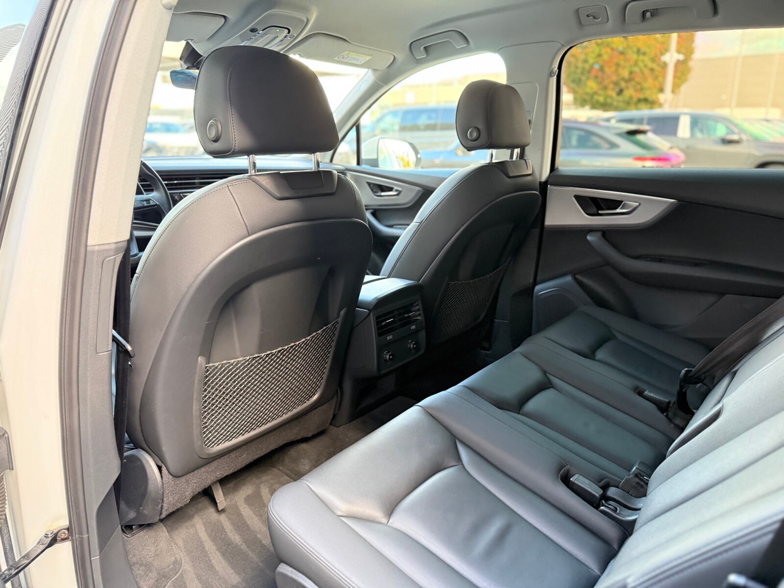 Audi Q7 - zdjęcie 11