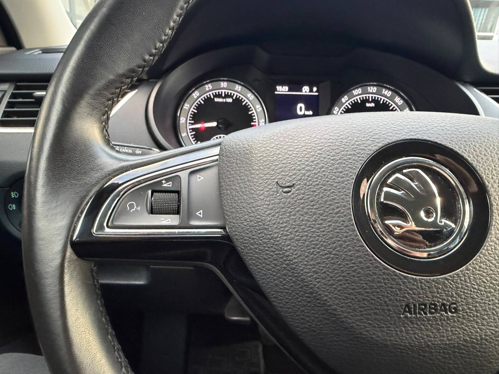 Škoda Octavia - zdjęcie 8
