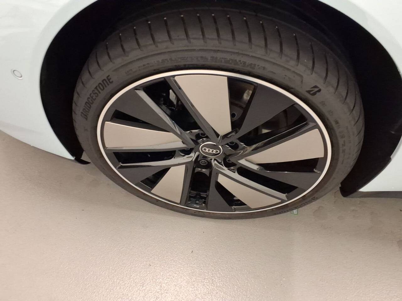 Audi S e-tron GT - zdjęcie 19
