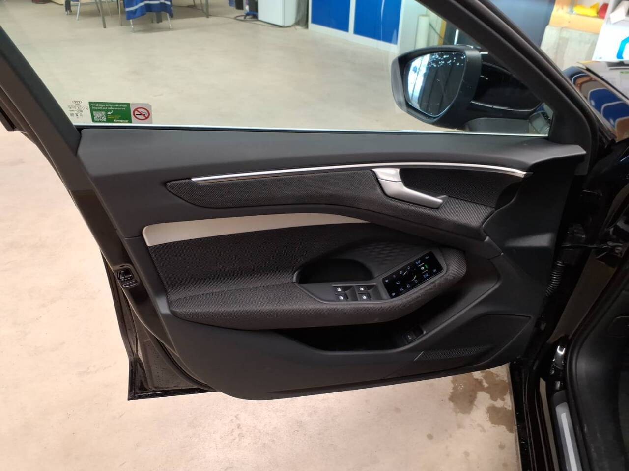 Audi A6 Limousine - zdjęcie 9