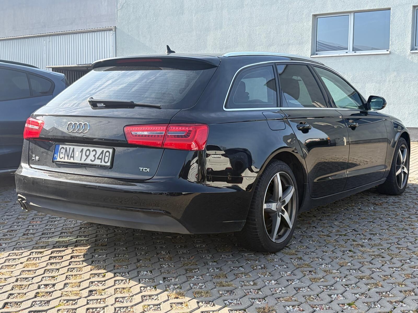 Audi A6 Avant - zdjęcie 2