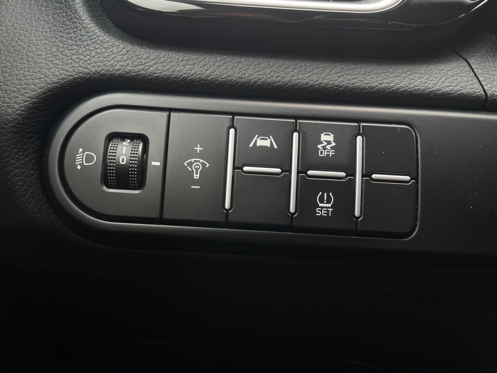 Kia Ceed - zdjęcie 34
